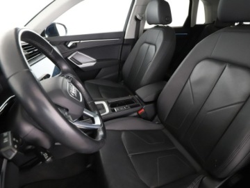 Audi 2021 Audi Q3 PHEV automat full LED skóra virtual, zdjęcie 12