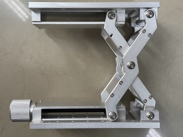 Регулируемый стол для маркировочной машины, ручной подъемник