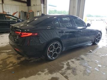 Alfa Romeo Giulia II Sedan Facelifting 2.0 Turbo 280KM 2022 Alfa Romeo Giulia Super 2022 2.0l 2.0 Benzyna 280KM, zdjęcie 3
