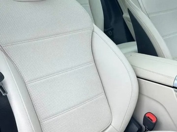 Mercedes GLC C254/X254 2025 GLC Coupe 200 d 4-Matic Avantgarde 2.0 (163KM) 2025, zdjęcie 3