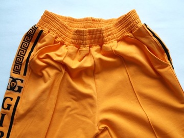 Спортивный костюм GIRL GANG в полоску со стразами _ M / L _ 38 / 40