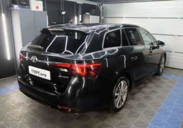 Toyota Avensis III Wagon Facelifting 2015 2.0 D-4D 143KM 2015 Toyota Avensis PL Salon _ kombi _ kamera cofania _ Alu17_ 2.0 Diesel 143KM, zdjęcie 29