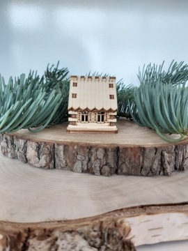 ДЕРЕВЯННЫЙ ДОМ ЛЕСНОЙ ДЕКОР В СТЕКЛЕ