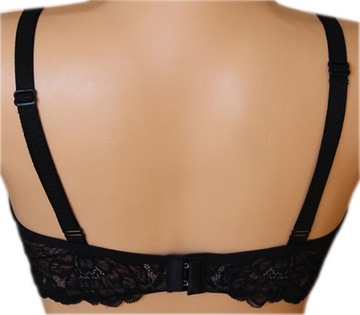 Triumph Amourette Charm W02 90C черный
