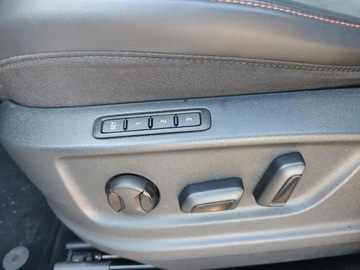 Seat Ateca SUV Facelifting 1.5 EcoTSI 150KM 2021 Seat Ateca FV 23 Salon PL Niski Przebieg 1,5 T 150 KM DSG FR 1.5 Benzyna, zdjęcie 19