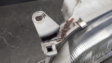 110-75390 SVĚTLOMET LEVÝ TOYOTA COROLLA E10 96R