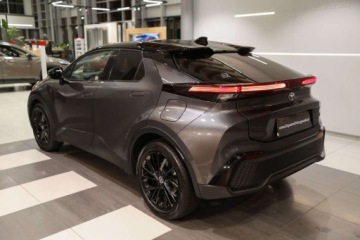 Toyota C-HR II SUV Plug-In 2.0 Hybrid Dynamic Force Plug-in  223KM 2024 Toyota C-HR 2.0 PHEV GR Sport 2.0 Hybryda Plug-in 223KM, zdjęcie 3
