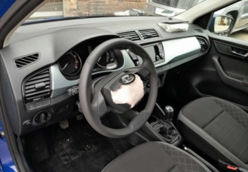 Skoda Fabia III Hatchback Facelifting 1.0 MPI 60KM 2020 Skoda Fabia Cena Brutto BenzynaLPG 60KM, zdjęcie 8