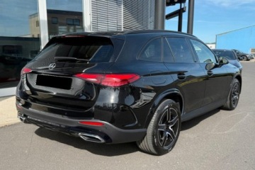 Mercedes GLC C254/X254 Coupe 2.0 200 204KM 2025 MERCEDES-BENZ GLC 200 4-Matic AMG Line 2.0 (204KM) 2025, zdjęcie 3