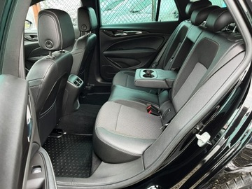 Opel Insignia II Sports Tourer Facelifting 2.0 Diesel 174KM 2021 Opel Insignia Salon Pl / Bezwypadkowy / Automat, zdjęcie 33