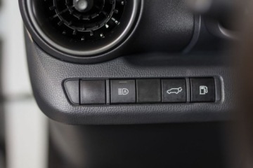 Toyota C-HR II SUV 2.0 Hybrid Dynamic Force 197KM 2024 Toyota C-HR 2.0 Hybrid Dynamic Force GR Sport 2.0 Hybryda 197KM, zdjęcie 8