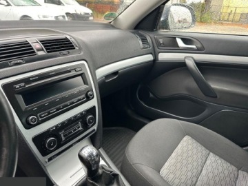 Skoda Octavia II Kombi 1.4 TSI 122KM 2010 Skoda Octavia 1.4 TSI Ambition 122KM 2010r, zdjęcie 19