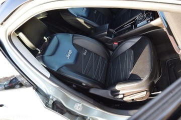 Jeep Compass II SUV Facelifting 1.5 MHEV T4 130KM 2022 Jeep Compass 1.5 GSE T4 e-Hybrid Limited Alpine Full LED Kamery 360 ACC Cz, zdjęcie 21