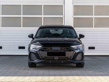 Audi A3 8Y Limousine Facelifting 1.5 35 TFSI 150KM 2025 AUDI A3 35 TFSI S Line Sedan 1.5 (150KM) 2025, zdjęcie 1
