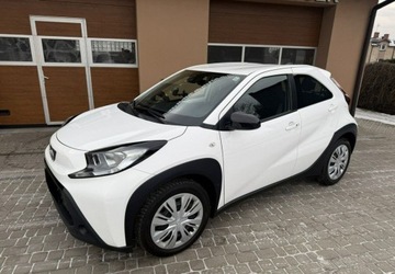 Toyota Aygo X 1.1 VVT-i 72KM 2022 Toyota Aygo X 1,0 72KM Klimatronik Kamera CarPlay VAT23 Benzyna 72KM, zdjęcie 11