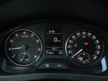 Skoda Rapid II Spaceback 1.2 TSI 85KM 2014 Skoda Rapid Spaceback 1.2 TSI, Salon Polska, zdjęcie 10