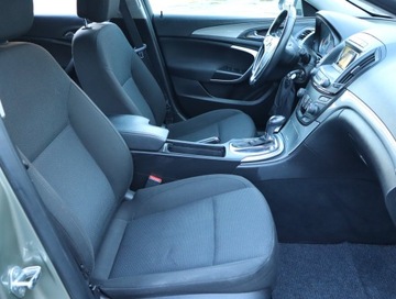Opel Insignia I Hatchback 2.0 CDTI ECOTEC 130KM 2013 Opel Insignia 2.0 CDTI, Salon Polska, Automat, zdjęcie 8