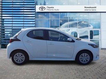 Toyota Yaris IV Hatchback 1.5 Dynamic Force 125KM 2023 Toyota Yaris 1,5-Dual-VVT-iE IV (2020-) 1,5-Dual-V, zdjęcie 3