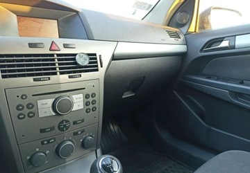 Opel Astra H Hatchback 5d 1.7 CDTI ECOTEC 80KM 2004 Opel Astra Opel Astra 1.7 Diesel 80KM, zdjęcie 10