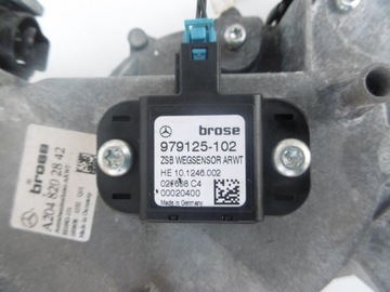 MERCEDES W204 COMBI МОТОР С КАПЮШОНОМ