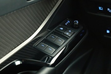 Toyota C-HR I Crossover Facelifting 2.0 Hybrid Dynamic Force 184KM 2020 Toyota C-HR 2.0 Hybrid, Salon Polska, Serwis ASO, zdjęcie 16