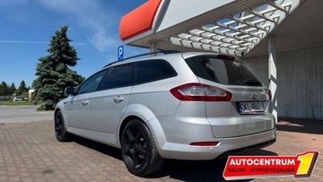 Ford Mondeo IV Kombi 2.0 Duratorq TDCi DPF 140KM 2012 Ford Mondeo 339 tys. przebiegu, zdjęcie 4