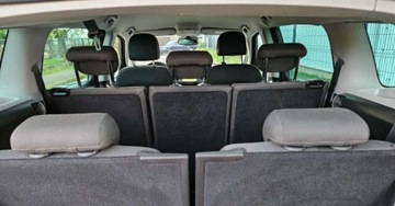 Opel Zafira C Tourer Facelifting 1.4 Turbo 140KM 2017 Opel Zafira 7-osob Navigacja Grzane Fotele i Kierownica Klimatronic 2017, zdjęcie 4