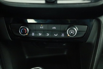 Opel Corsa F Hatchback 5d 1.2 75KM 2019 Opel Corsa 1.2, Salon Polska, Serwis ASO, Skóra, zdjęcie 9