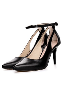Туфли Milo Black с ремешком на щиколотке.
