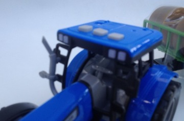 DUŻY TRAKTOR Z PRZYCZEPĄ ŚWIATŁO I DŹWIĘK FARMER