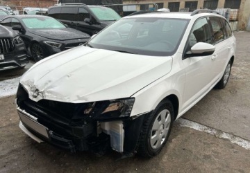 Skoda Octavia III Kombi Facelifting 1.0 TSI 115KM 2019 Skoda Octavia Cena Butto Benzyna 116KM, zdjęcie 2