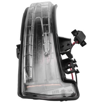 SVĚTLO SMĚROVKA LED DO ZRCÁTKO BOČNÍCH MERCEDES W204 W212 W221