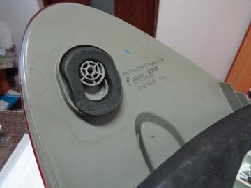 MERCEDES W211 SVĚTLO PRAVÝ ZADNÍ SEDAN A2118200464