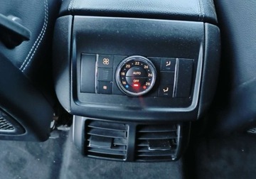 Mercedes Klasa R Off-roader Facelifting 300 CDI BlueEFFICIENCY 190KM 2011 Mercedes-Benz Klasa R 2011r, LONG, 3.0 CDI, 4-MATIC, Lekko uszkodzony praw, zdjęcie 27