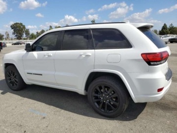 Jeep Grand Cherokee IV 2020 Jeep Grand Cherokee 2020r., Laredo, od ubezpieczalni 3.6 Benzyna 295KM, zdjęcie 2