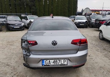 Volkswagen Passat B8 Limousine Facelifting 1.5 TSI EVO 150KM 2021 Volkswagen Passat 2021r, 1.5TSI. AUTOMAT. Uszkodzony lewy przod i tyl. Je, zdjęcie 19