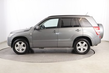 Suzuki Grand Vitara II SUV 1.9 DDiS 129KM 2006 Suzuki Grand Vitara 1.9 DDiS, Salon Polska, 4X4, zdjęcie 2