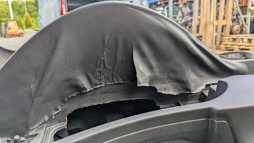 DESKA KONZOLA KOKPIT AIRBAG PEUGEOT OE 9688550677