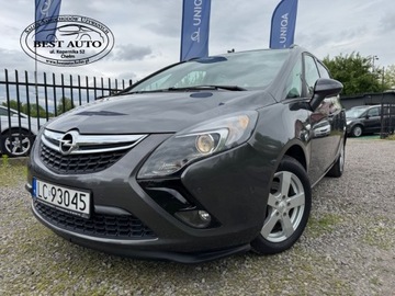Opel Zafira C Tourer 1.4 Turbo ECOTEC 140KM 2012 Opel Zafira 7 osobowy -Tourer- Szwajcaria - Po przegladzie olejowym Gwara