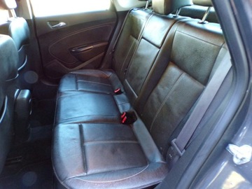 Opel Astra J GTC 1.4 Turbo ECOTEC 140KM 2014 Opel Astra FUUL OPCJA COSMO I WŁAŚĆ 2014R, zdjęcie 32