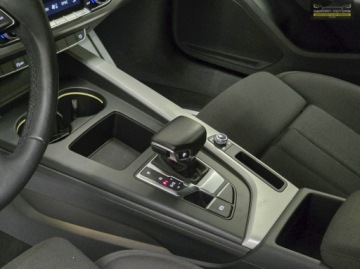 Audi A4 B9 Avant Facelifting 2.0 35 TFSI 150KM 2022 Audi A4 Avant S-LINE / Full LED / ACC, zdjęcie 29