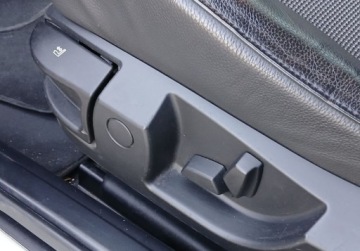 BMW Seria 5 E60 Sedan 540 i 306KM 2008 BMW Seria 5 Seria 5 4.0i 306KM Vat Marza Nawigacja GPS Bluetooth, zdjęcie 35