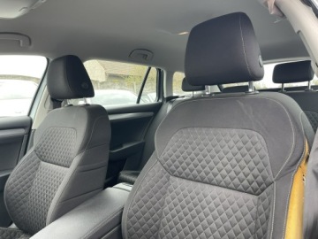 Skoda Superb III Kombi Facelifting 2.0 TSI 190KM 2021 Škoda Superb Skoda Superb DSG Podgrzewanie, zdjęcie 12