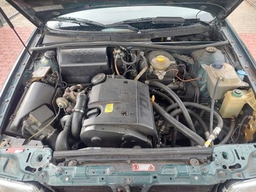 Audi 80 B4 Sedan 1.9 TDI 90KM 1993 AUDI 80 (8C2, B4) 1.9 TDI 90 KM Klimatyzacja ABS, zdjęcie 24