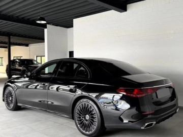 Mercedes Klasa E W214 Sedan 2.0 220d 197KM 2026 E Klasa 220 d 4-Matic AMG 2.0 (197KM) 2026, zdjęcie 1