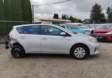 Toyota Auris II Hatchback 5d Dual VVT-i 100 99KM 2014 Toyota Auris 2014r, 1.3 Benzyna. Uszkodzony prawy tyl. Jezdzi. 1.3 99KM, zdjęcie 16