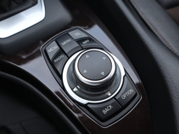 BMW X1 E84 Crossover Facelifting xDrive 18d 143KM 2014 BMW X1 xDrive18d, Salon Polska, Serwis ASO, 4X4, zdjęcie 15