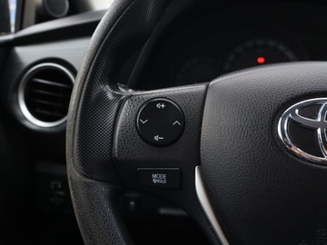 Toyota Auris II Touring Sports Facelifting 1.6 Valvematic 132KM 2015 Toyota Auris 1.6 Valvematic, Salon Polska, zdjęcie 13