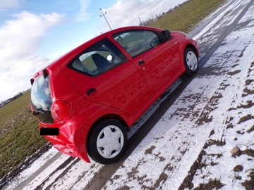 Toyota Aygo I 2009 TOYOTA AYGO 1.0 BENZ AUTO Z NIEMIEC ZAREJESTROWANA, zdjęcie 6