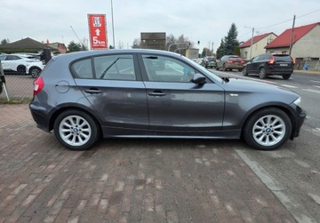 BMW Seria 1 E81/E87 Hatchback 5d E87 1.6 116i 115KM 2006 BMW Seria 1 BenzynaZarejestrowana w Polscedwa komplety kol 1.6 Benzyna, zdjęcie 7